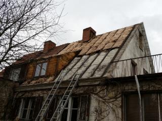 Remont dachu przed 